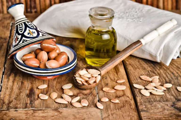 Argan Oil Hair Treatment – How to Use Argan Oil For Hair Loss