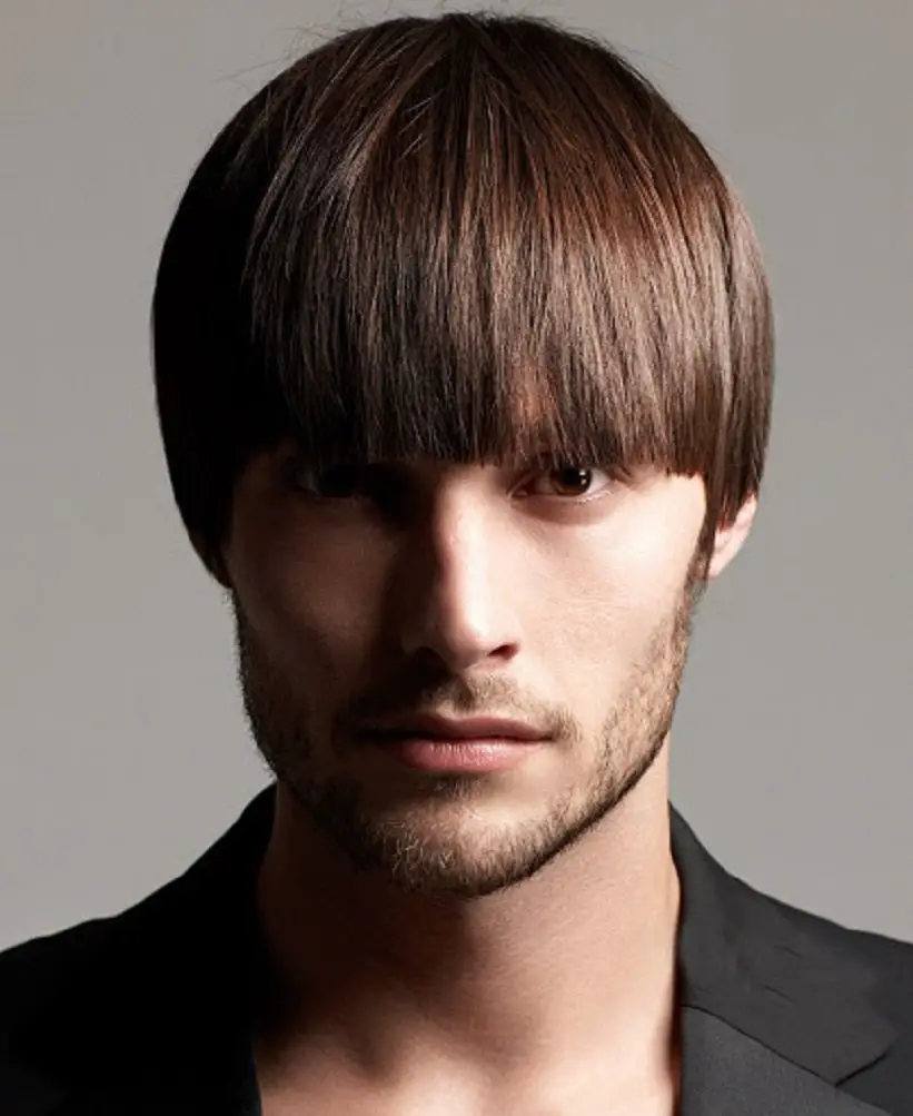 Bowl cut for oval face