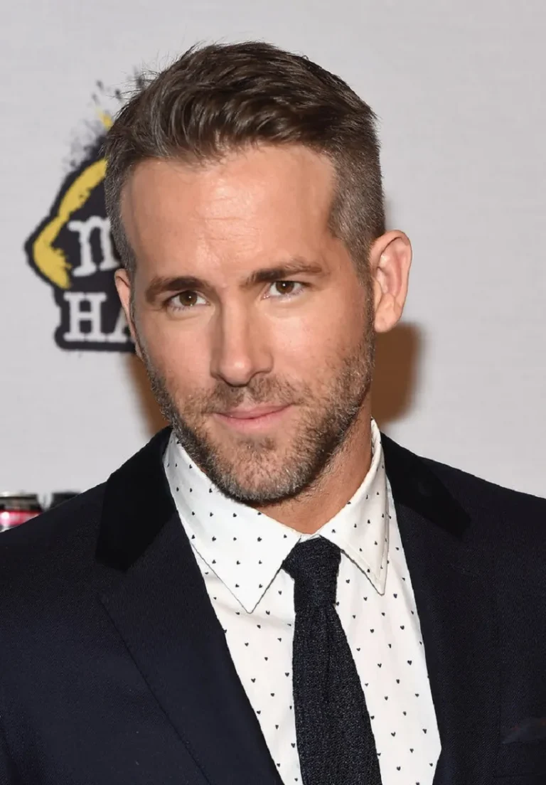 Top 10 Ryan Reynolds Haircut That You Should Try