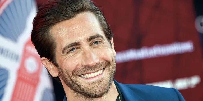 Jake Gyllenhaal Haircut for Men’s Look Masculine