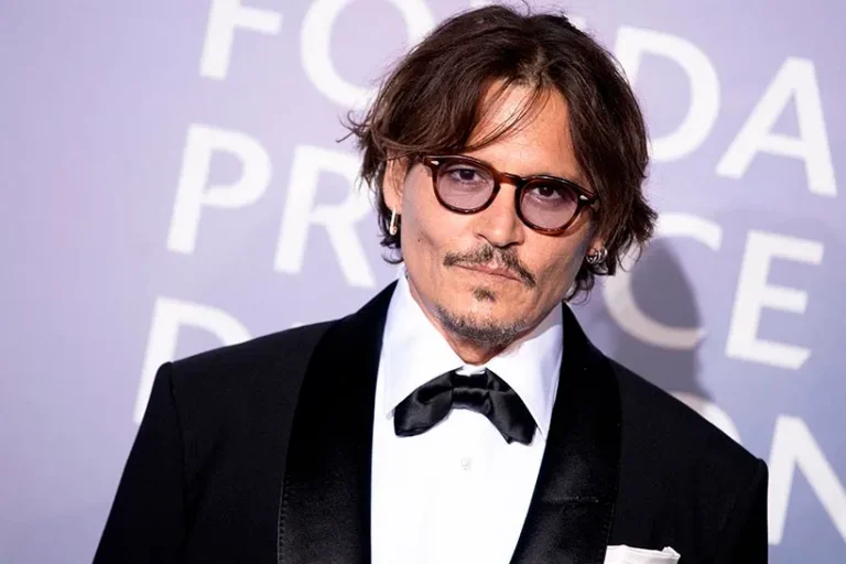 Johnny Depp Haircut to Renew Your Styles