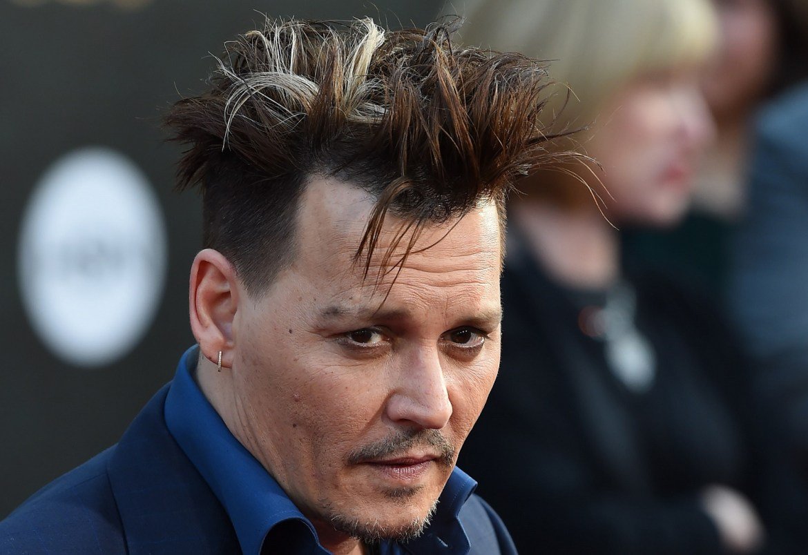 Johnny Depp messy hairstyle