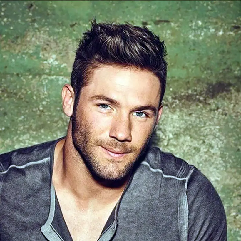 Julian Edelman Haircut Short, Textured Keep it short, keep it tidy