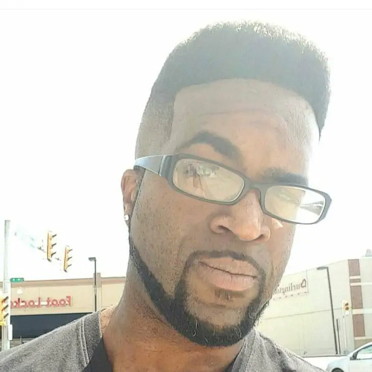 Professional Chinstrap Beard for Black Men