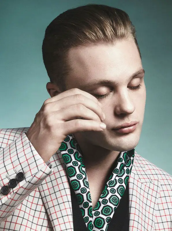 The Undercut for men how to cut your hair like Jimmy Darmody