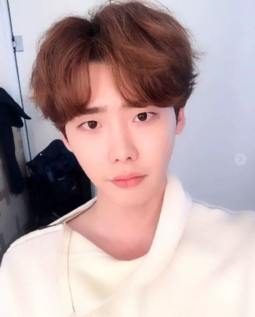 lee jong suk