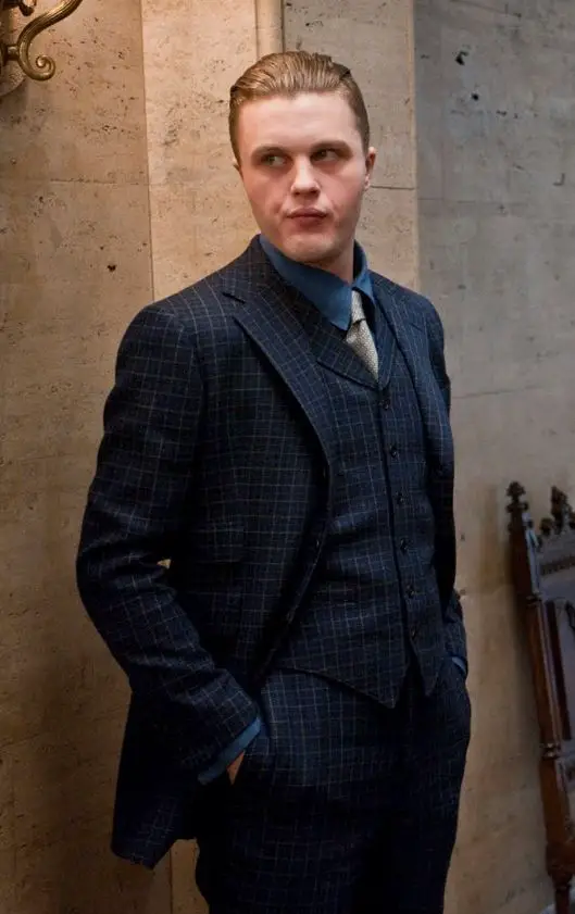 undercut jimmy darmody haircut