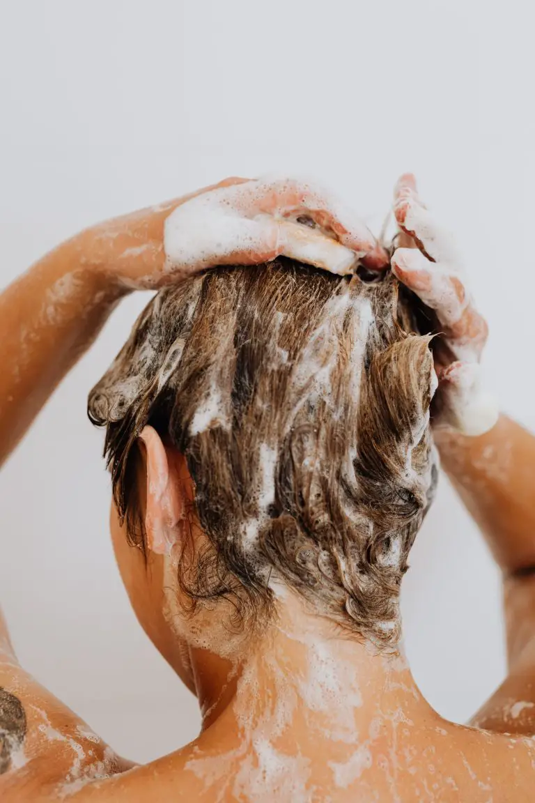 The Best Shampoos For Postpartum Hair Loss